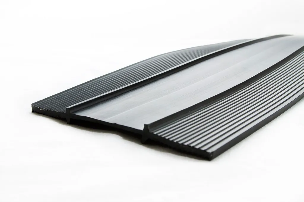 Водоспираща лента